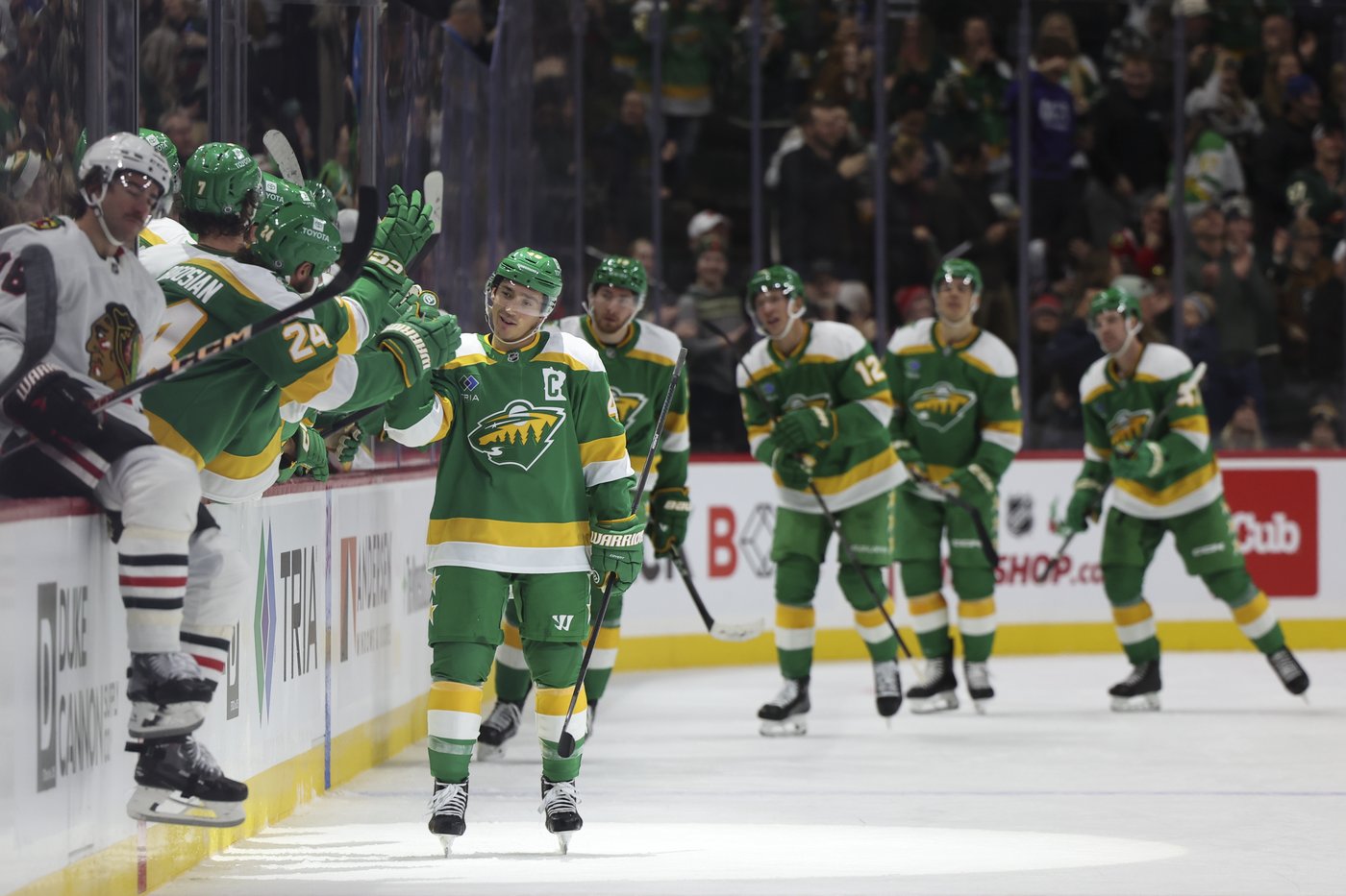 Spurgeon breaks 33-game scoreless streak with two goals, Minnesota beats Chicago 3-2 | iNFOnews.ca Spurgeon breaks 33-game scoreless streak with two goals, Minnesota beats Chicago 3-2 | iNFOnews.ca
