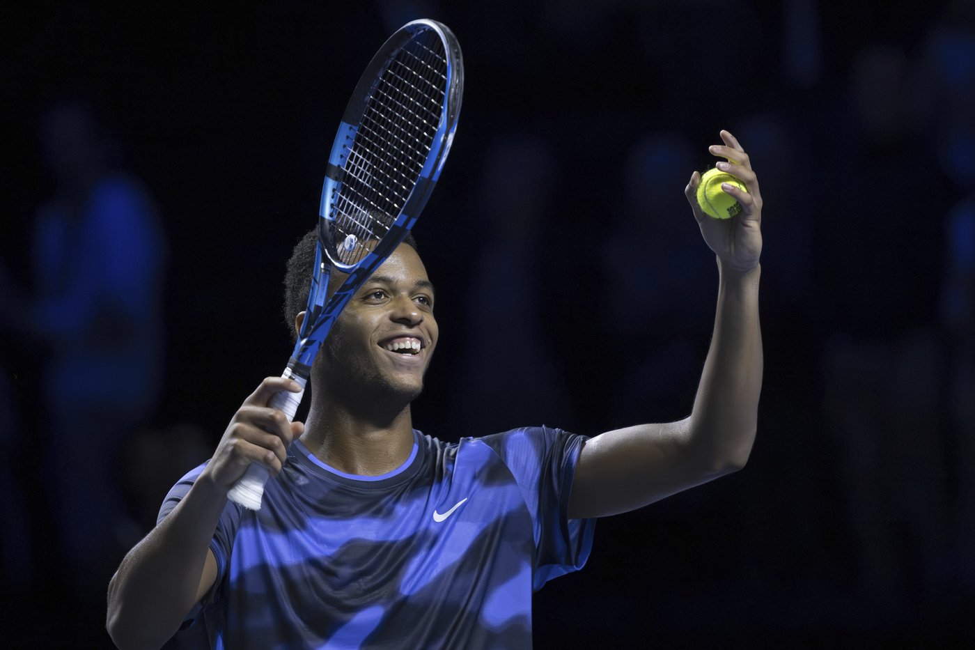 Shelton beats Fils and lines up Mpetshi Perricard in the Swiss Indoors final | iNFOnews.ca Shelton beats Fils and lines up Mpetshi Perricard in the Swiss Indoors final | iNFOnews.ca