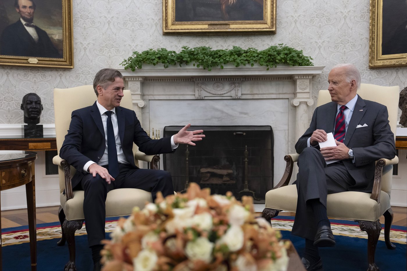 Biden heaps praise on Slovenia PM for aiding release of Americans in major US-Russia prisoner swap | iNFOnews.ca
