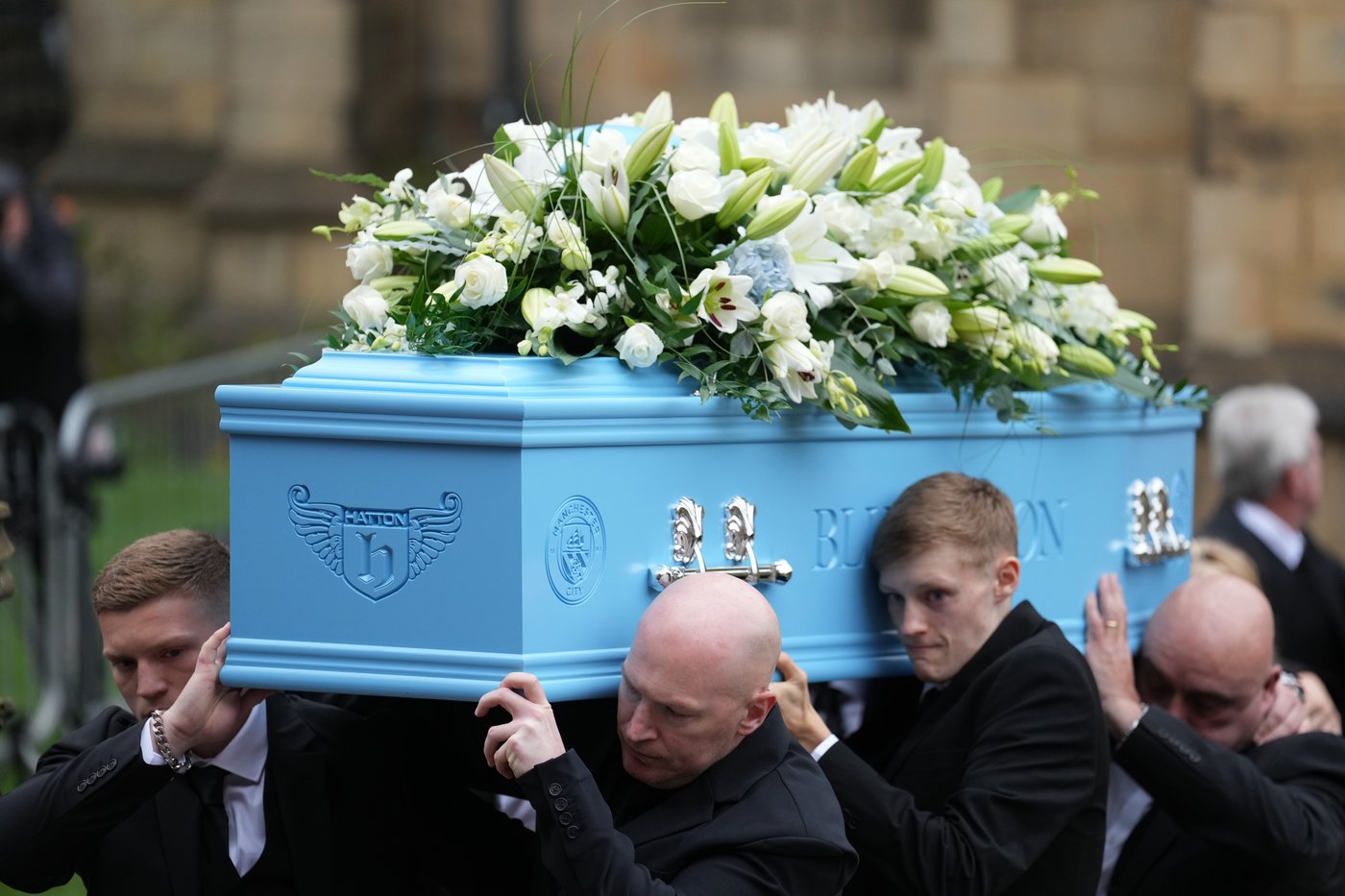 Manchester is saying its last goodbye to boxing icon Ricky Hatton | iNFOnews.ca