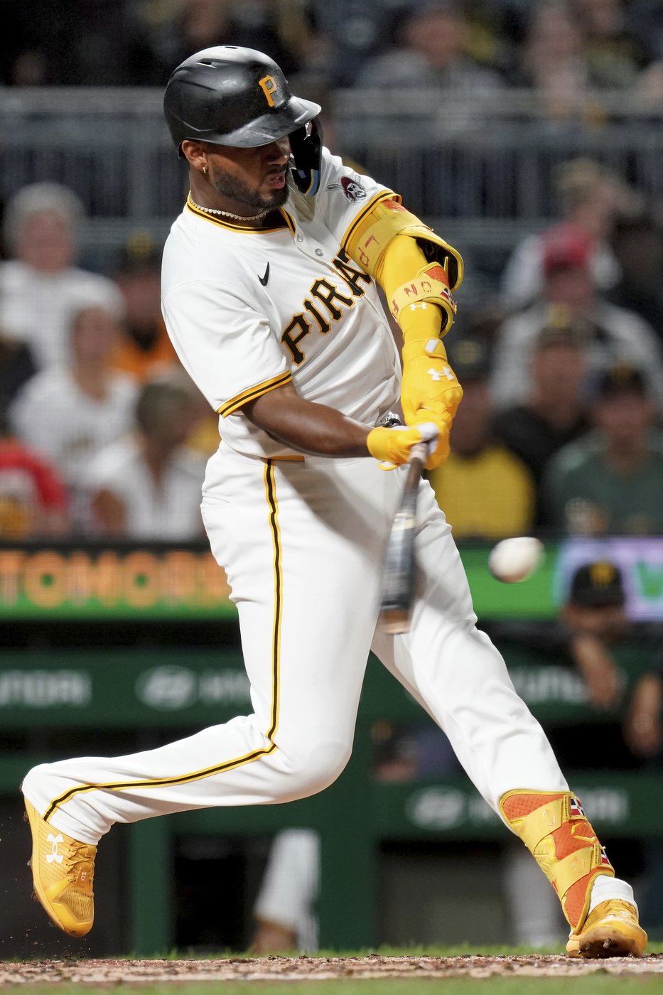 Ortiz pitches seven strong innings as Pirates cool off NL Central champion Brewers 2-1 | iNFOnews.ca Ortiz pitches seven strong innings as Pirates cool off NL Central champion Brewers 2-1 | iNFOnews.ca