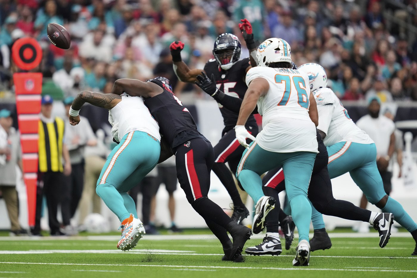 Miami's offense struggles again for the second time in 3 games | iNFOnews.ca Miami's offense struggles again for the second time in 3 games | iNFOnews.ca
