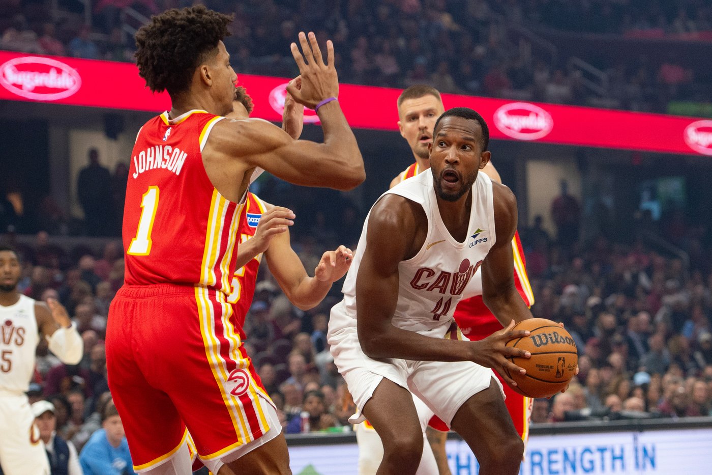 Donovan Mitchell scores 37 points as Cavaliers down Young-less Hawks 117-109 | iNFOnews.ca Donovan Mitchell scores 37 points as Cavaliers down Young-less Hawks 117-109 | iNFOnews.ca