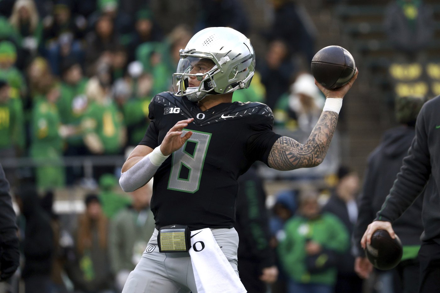 Ducks' Dillon Gabriel, Nittany Lions' Abdul Carter, Hoosiers' Curt Cignetti take top Big Ten honors | iNFOnews.ca