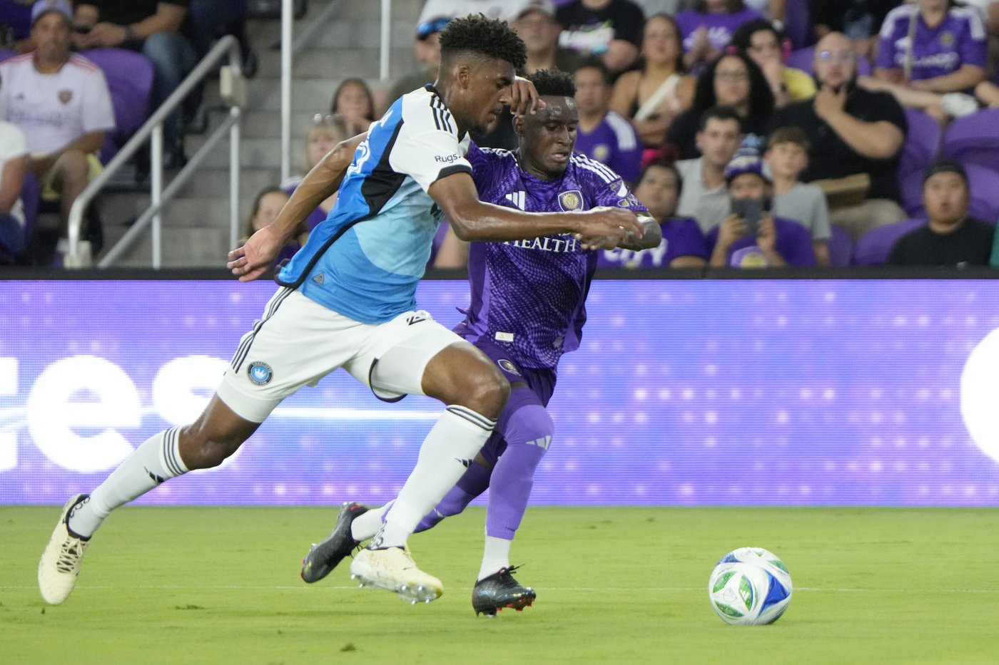 Ojeda scores again and Orlando keeps streak alive with 3-1 victory over Charlotte | iNFOnews.ca
