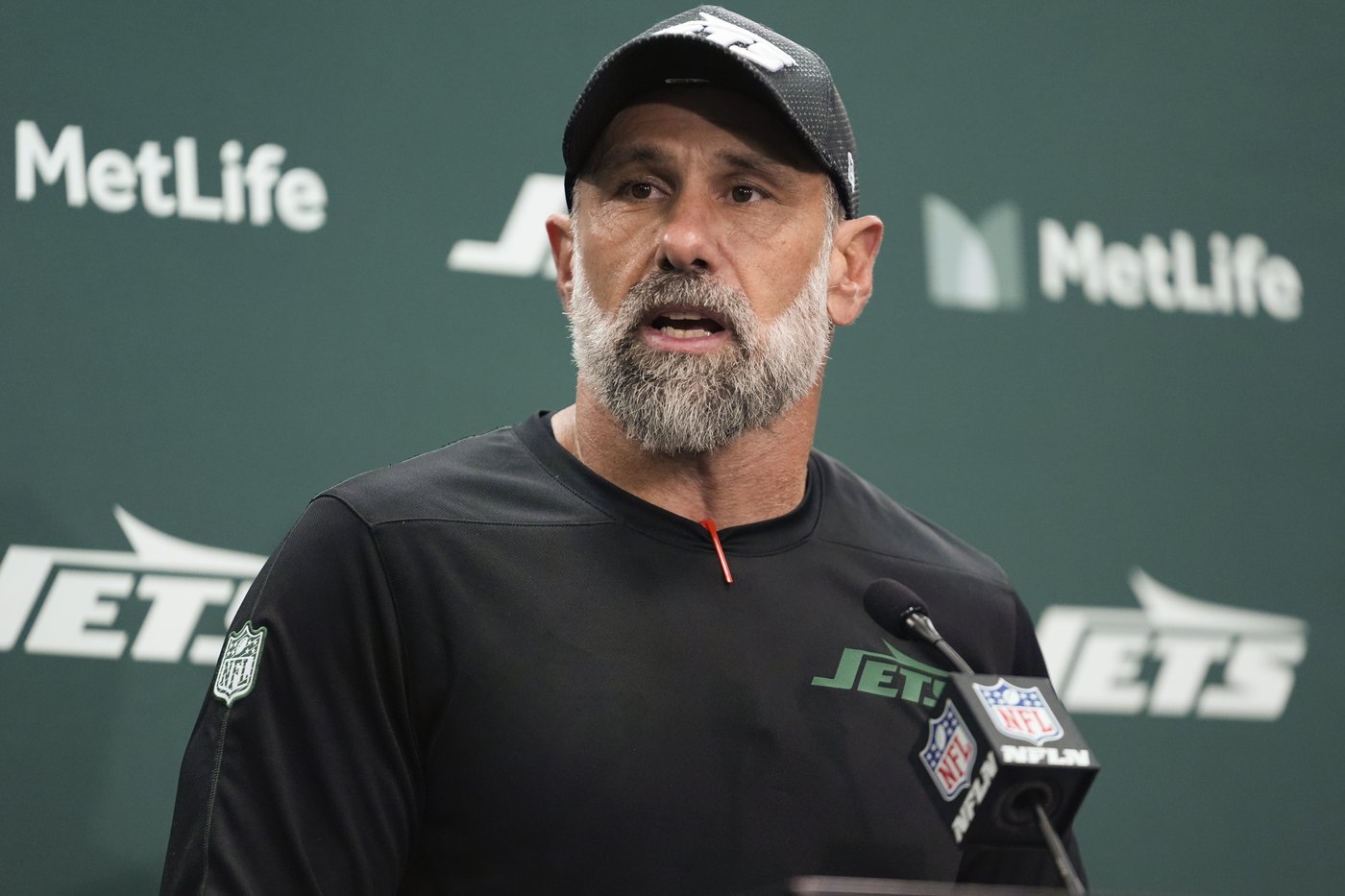 Jets' win over Texans provides a speck of optimism after disappointing start to the season | iNFOnews.ca