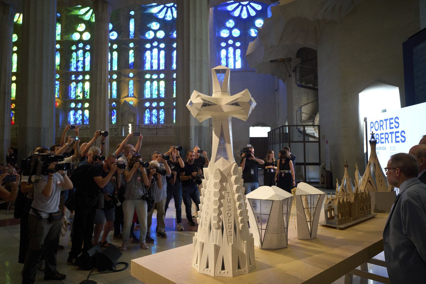 Barcelona's Sagrada Familia is ready to raise its highest tower and become Europe's tallest church | iNFOnews.ca Barcelona's Sagrada Familia is ready to raise its highest tower and become Europe's tallest church | iNFOnews.ca