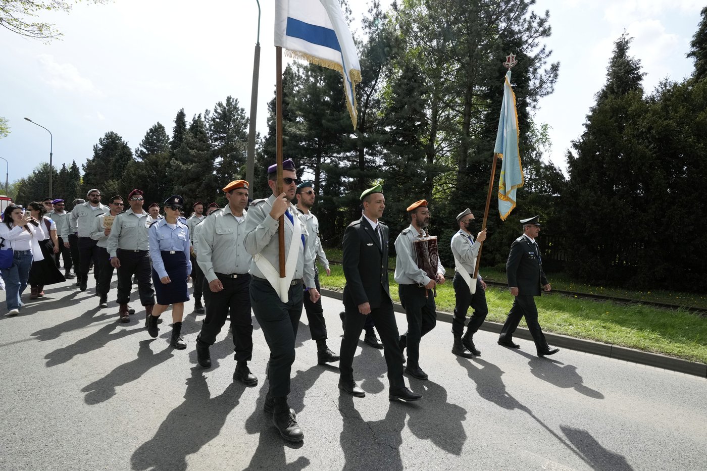Polish and Israeli presidents lead March of the Living at Auschwitz | iNFOnews.ca