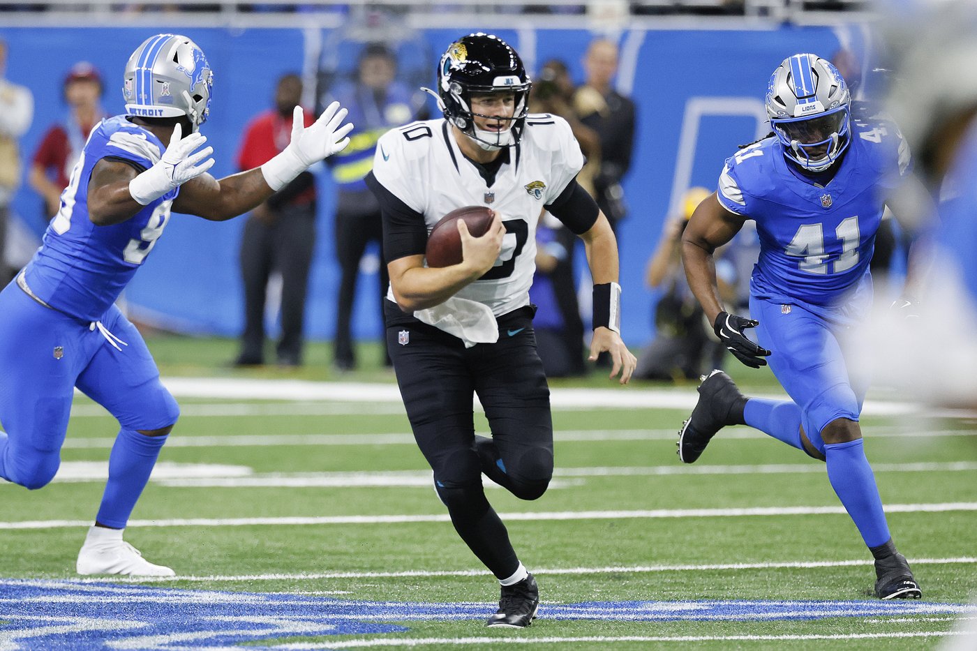 Jaguars coach Doug Pederson says firing assistants during the season is 'a dangerous thing' | iNFOnews.ca Jaguars coach Doug Pederson says firing assistants during the season is 'a dangerous thing' | iNFOnews.ca