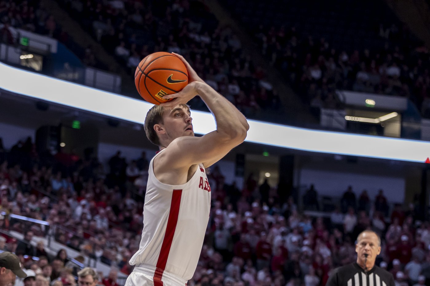 Nelson scores 23 to lead No. 8 Alabama past No. 25 Illinois, 100-87 | iNFOnews.ca
