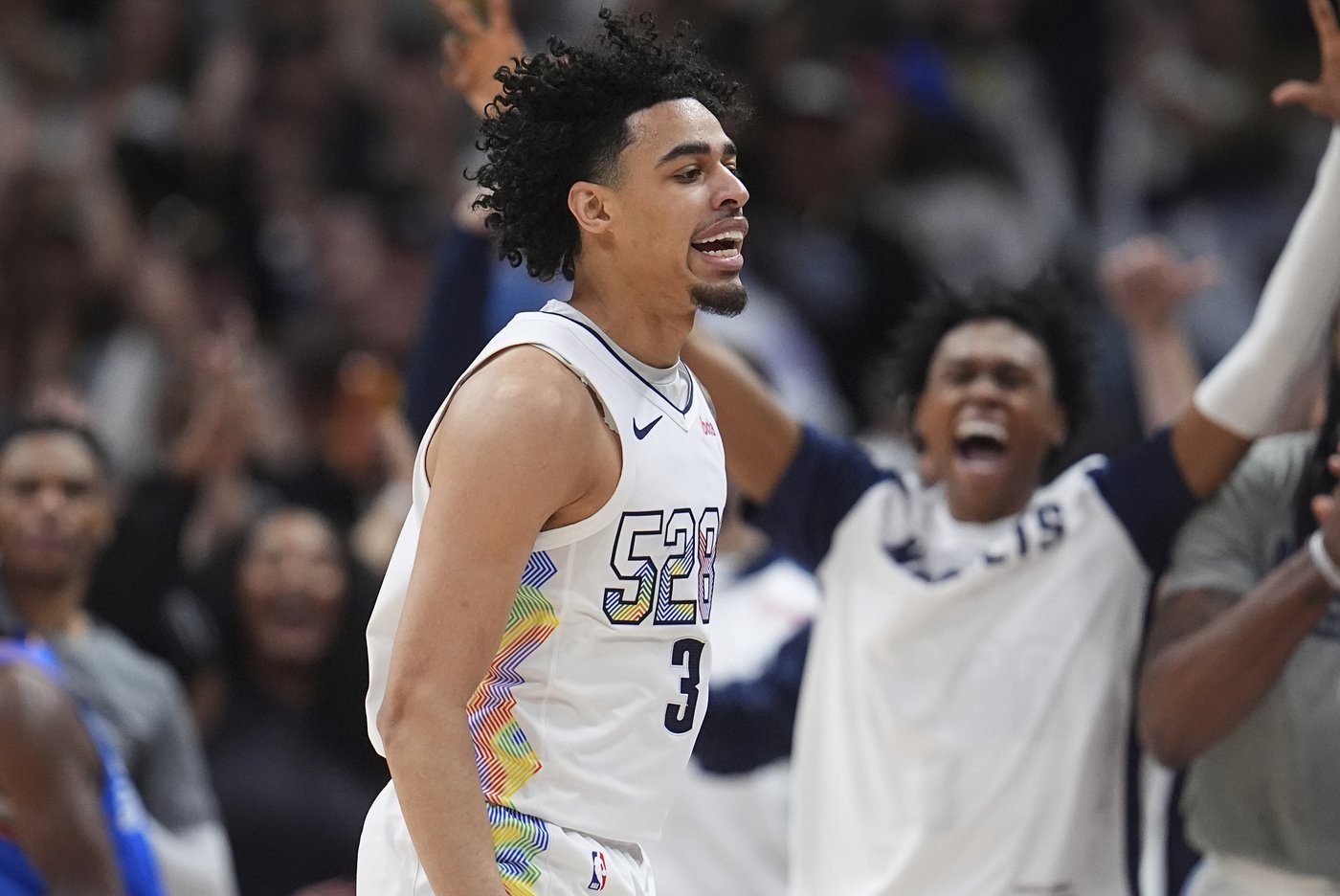 A sick Jamal Murray scores 25 points, Nuggets beat Thunder 119-107 to force Game 7 | iNFOnews.ca