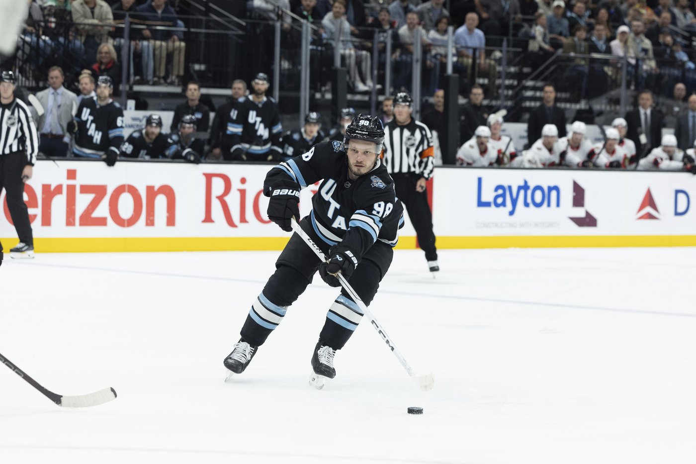 Ottawa routs Utah 4-0 for 1st road win of the season | iNFOnews.ca