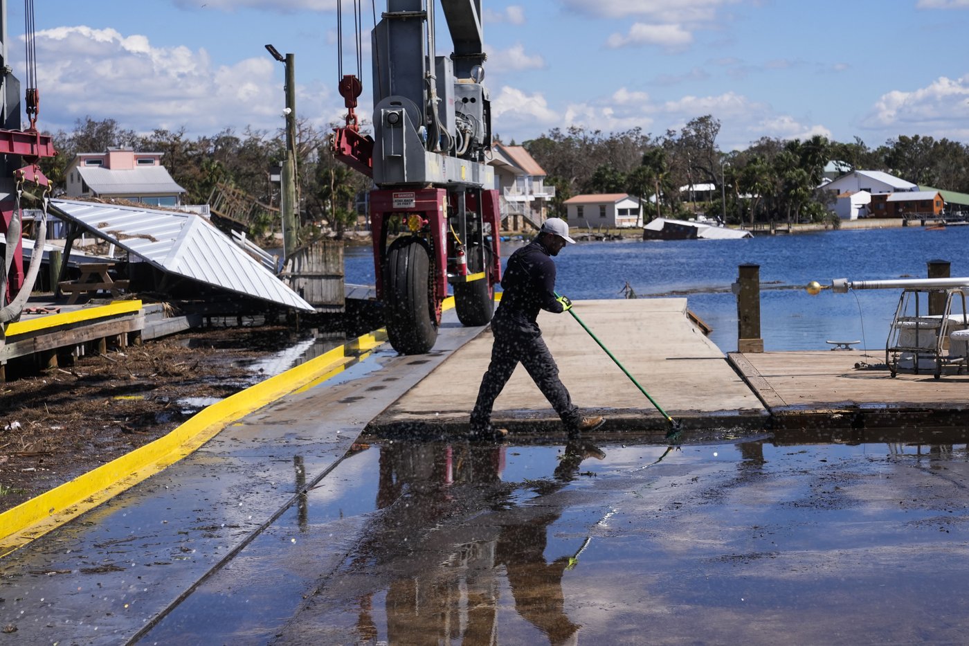 Tropical Weather Latest: US Southeast struggles to recover in Hurricane Helene's aftermath | iNFOnews.ca Tropical Weather Latest: US Southeast struggles to recover in Hurricane Helene's aftermath | iNFOnews.ca