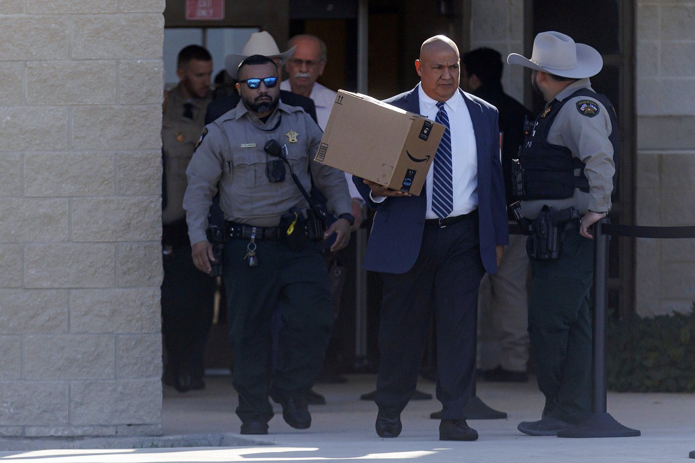 Former Uvalde schools police chief loses bid to toss criminal charges related to 2022 shooting | iNFOnews.ca Former Uvalde schools police chief loses bid to toss criminal charges related to 2022 shooting | iNFOnews.ca