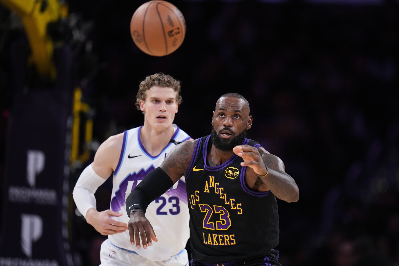 LeBron James makes historic season debut, Luka Doncic scores 37 in Lakers' 140-126 win over Jazz | iNFOnews.ca LeBron James makes historic season debut, Luka Doncic scores 37 in Lakers' 140-126 win over Jazz | iNFOnews.ca