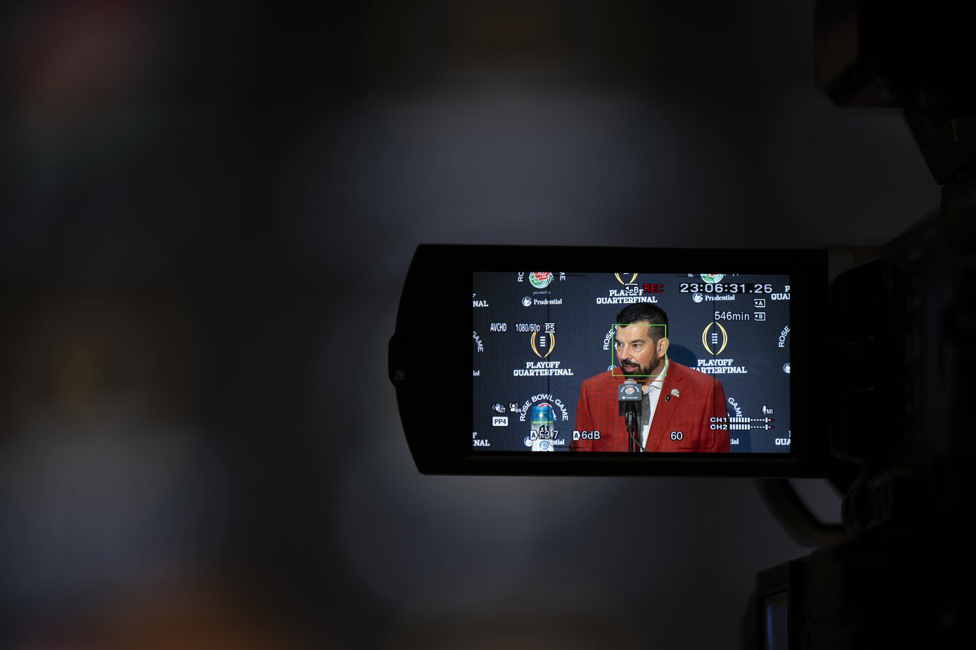 No. 1 Oregon faces Ohio State in Rose Bowl as Big Ten foes battle again for spot in CFP semifinals | iNFOnews.ca No. 1 Oregon faces Ohio State in Rose Bowl as Big Ten foes battle again for spot in CFP semifinals | iNFOnews.ca