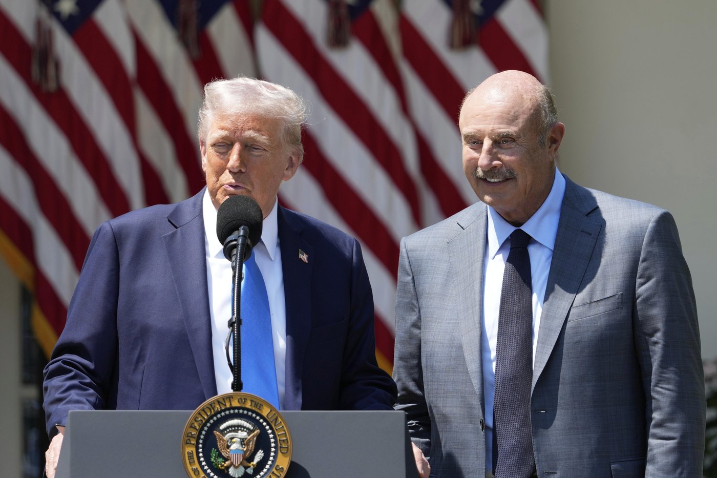 PHOTO COLLECTION: Trump-National Day of Prayer | iNFOnews.ca PHOTO COLLECTION: Trump-National Day of Prayer | iNFOnews.ca