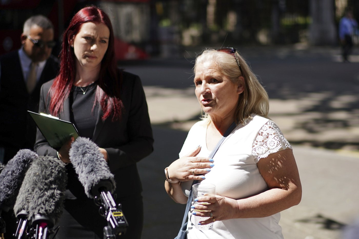 A man wrongfully imprisoned for 38 years weeps as a UK court overturns his murder conviction | iNFOnews.ca A man wrongfully imprisoned for 38 years weeps as a UK court overturns his murder conviction | iNFOnews.ca