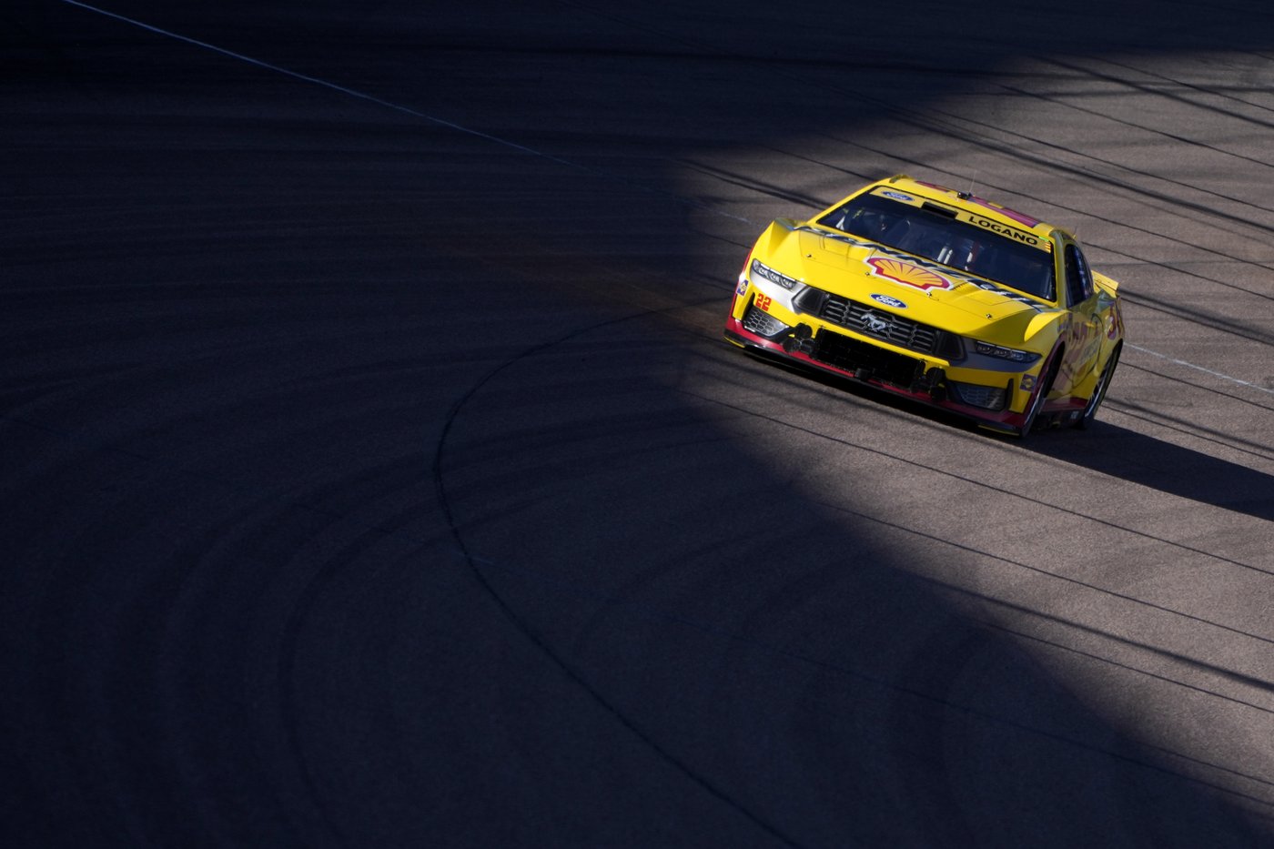 Martin Truex Jr. closes out full-time NASCAR Cup Series career at Phoenix Raceway | iNFOnews.ca Martin Truex Jr. closes out full-time NASCAR Cup Series career at Phoenix Raceway | iNFOnews.ca