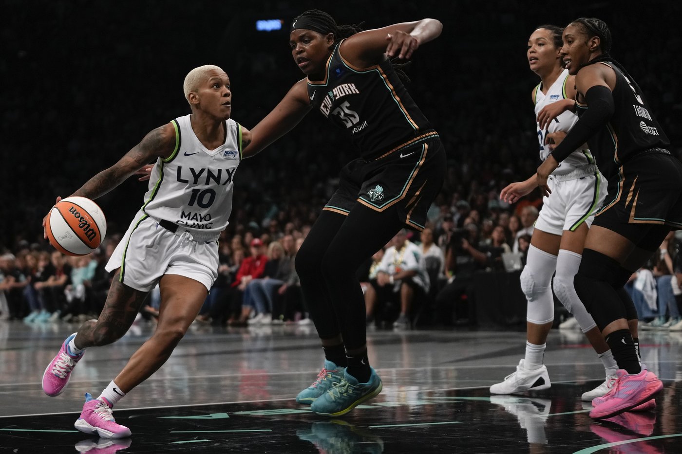 New York Liberty win first WNBA championship, beating Minnesota 67-62 in OT | iNFOnews.ca New York Liberty win first WNBA championship, beating Minnesota 67-62 in OT | iNFOnews.ca