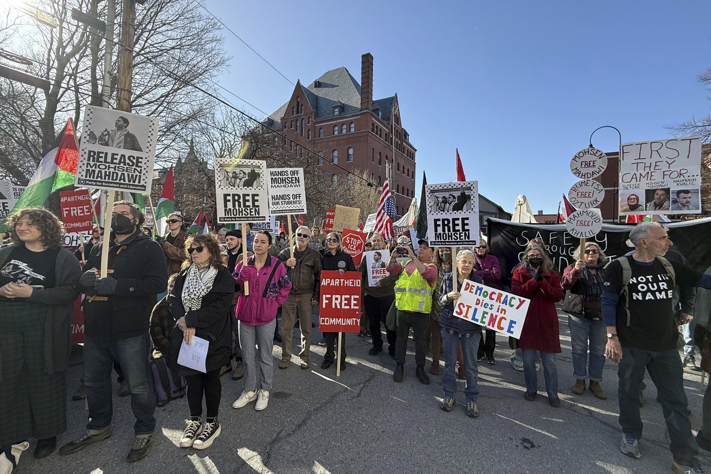 Palestinian student remains detained in Vermont with a hearing set for next week | iNFOnews.ca