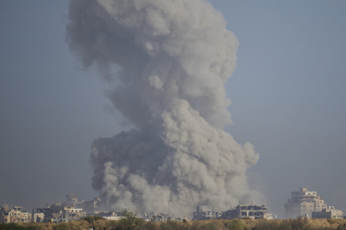 Israeli strikes kill more than 40 people in Gaza, say health officials, ahead of UN meeting | iNFOnews.ca Israeli strikes kill more than 40 people in Gaza, say health officials, ahead of UN meeting | iNFOnews.ca