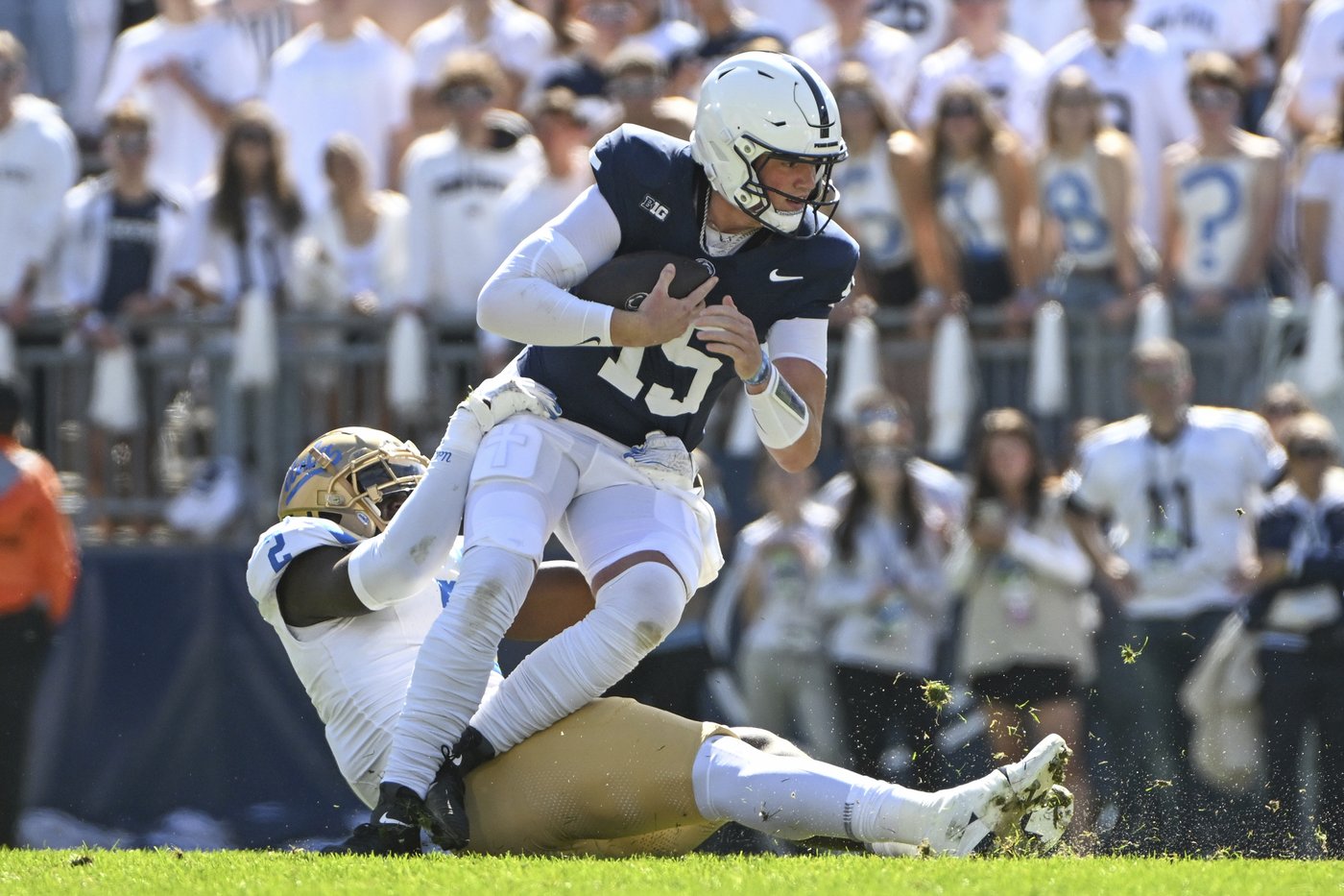 Drew Allar throws TD, runs for another as No. 7 Penn State beats UCLA 27-11 | iNFOnews.ca Drew Allar throws TD, runs for another as No. 7 Penn State beats UCLA 27-11 | iNFOnews.ca