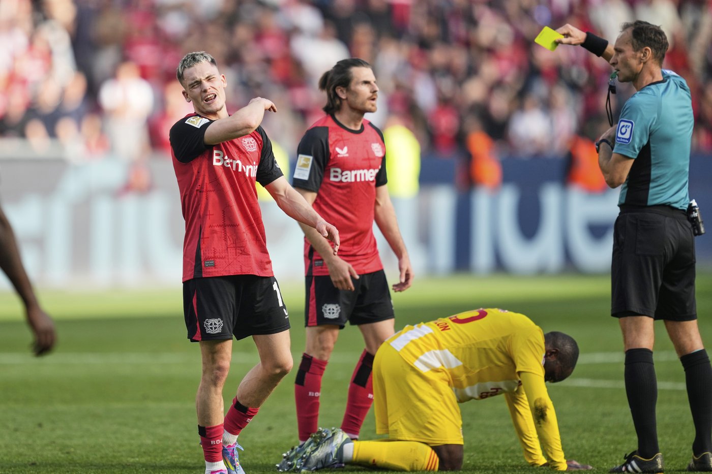 Bayern spurns chance to go 8 points clear in Bundesliga as Dortmund draws 'Klassiker' 2-2 | iNFOnews.ca