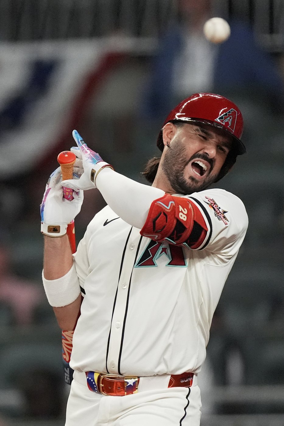 Diamondbacks' Eugenio Suárez is hit by a pitch on left hand at All-Star Game; X-rays are negative | iNFOnews.ca
