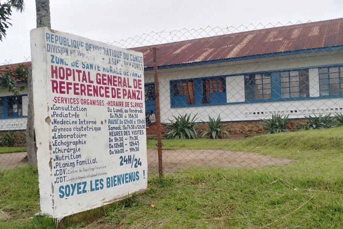 Congo man dies with hemorrhagic fever, indicating mystery outbreak could be more than just malaria | iNFOnews.ca Congo man dies with hemorrhagic fever, indicating mystery outbreak could be more than just malaria | iNFOnews.ca
