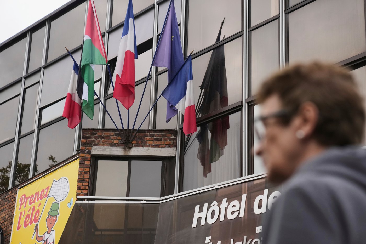 French towns fly Palestinian flag despite government orders ahead of state recognition | iNFOnews.ca French towns fly Palestinian flag despite government orders ahead of state recognition | iNFOnews.ca