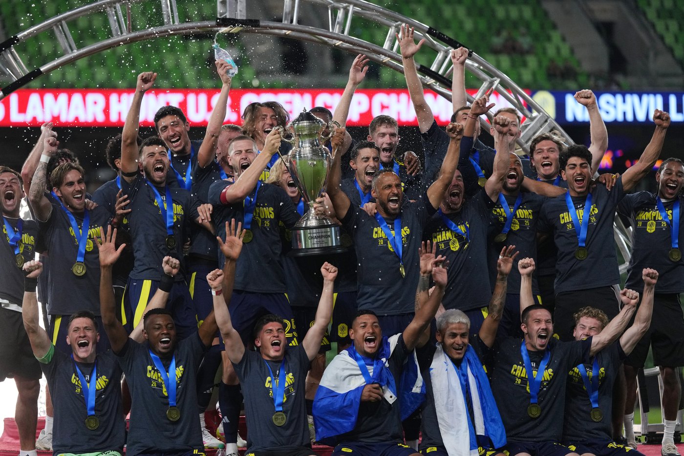 Nashville wins U.S. Open Cup with a 2-1 victory over Austin | iNFOnews.ca