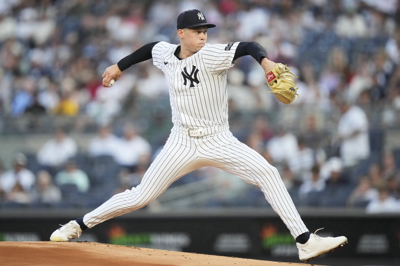 Warren pitches 6 2/3 innings to lead the Yankees to 6-2 win over the Twins | iNFOnews.ca Warren pitches 6 2/3 innings to lead the Yankees to 6-2 win over the Twins | iNFOnews.ca