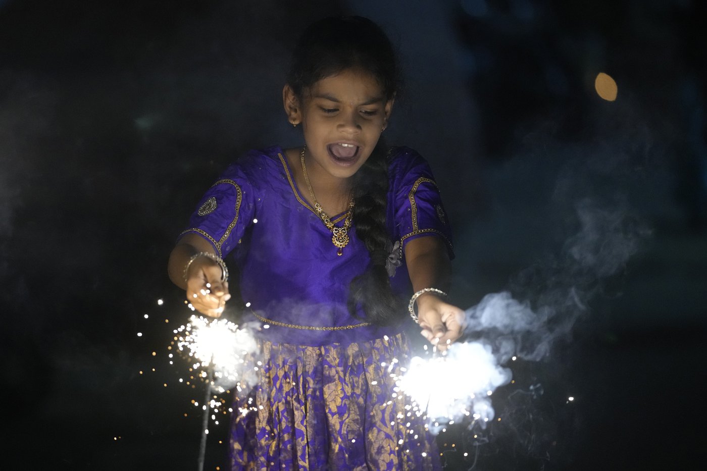 PHOTO COLLECTION: AP Top Photos of the Day, Thursday, October 31, 2024 | iNFOnews.ca