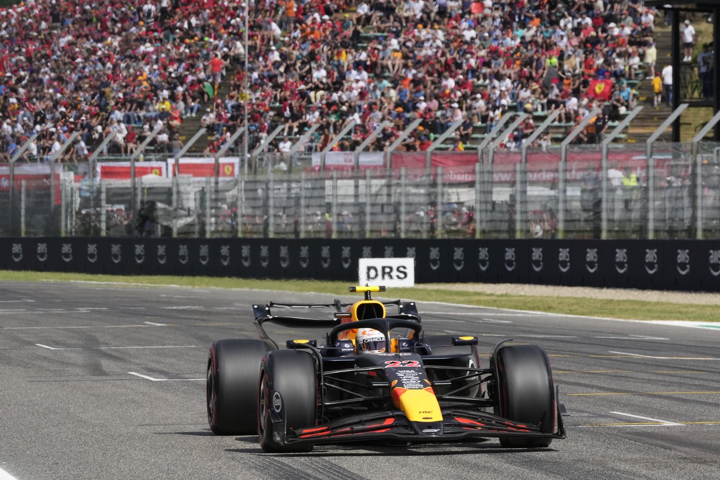 Tsunoda walks away from a heavy crash which worried his F1 teammate Verstappen | iNFOnews.ca