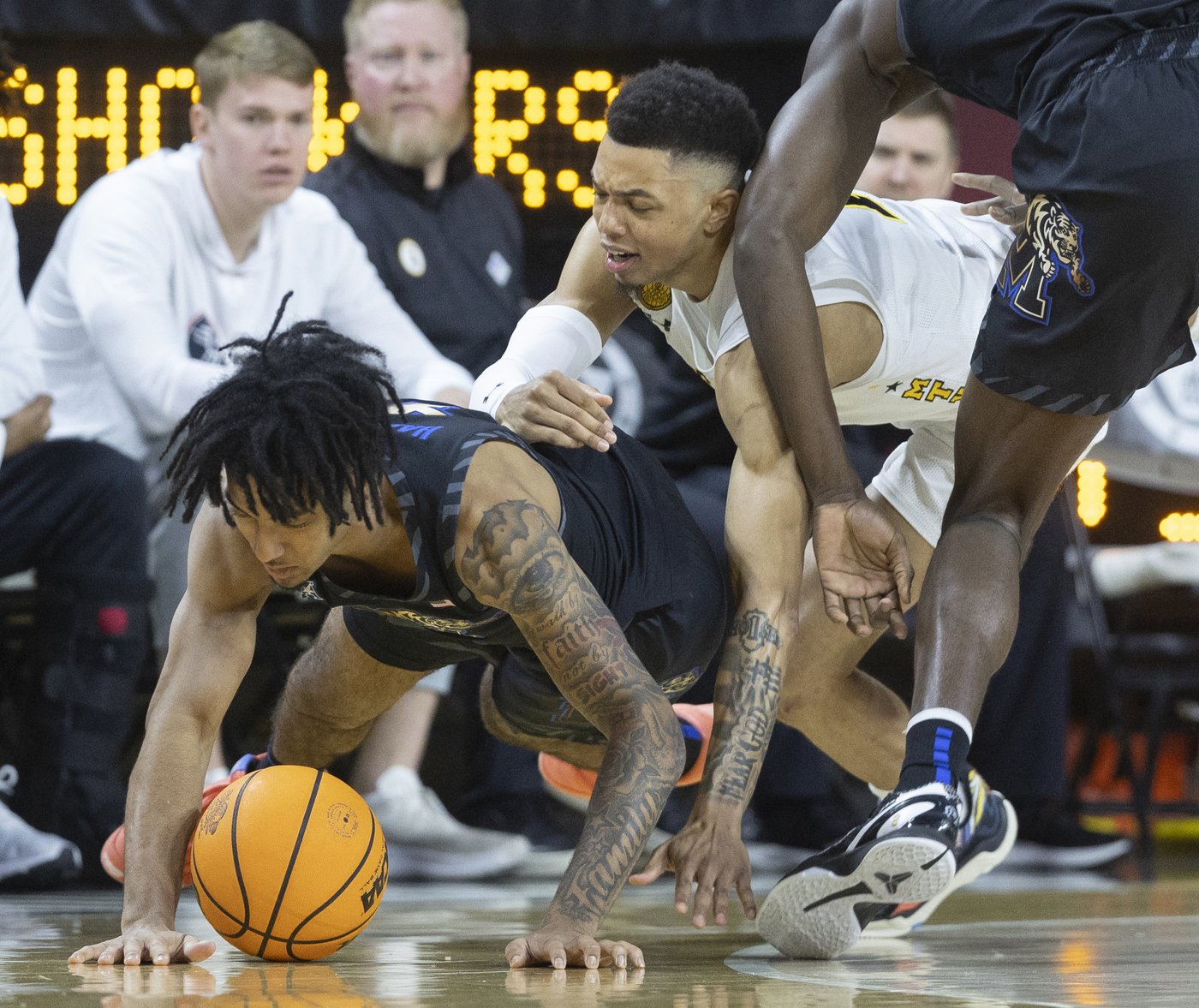 Ballard leads Wichita State to 84-79 OT win over No. 14 Memphis | iNFOnews.ca