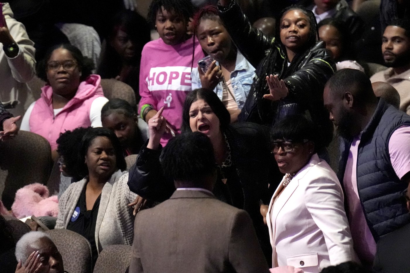 Harris urges Black churchgoers in Georgia to head out to vote and gets an assist from Stevie Wonder | iNFOnews.ca Harris urges Black churchgoers in Georgia to head out to vote and gets an assist from Stevie Wonder | iNFOnews.ca
