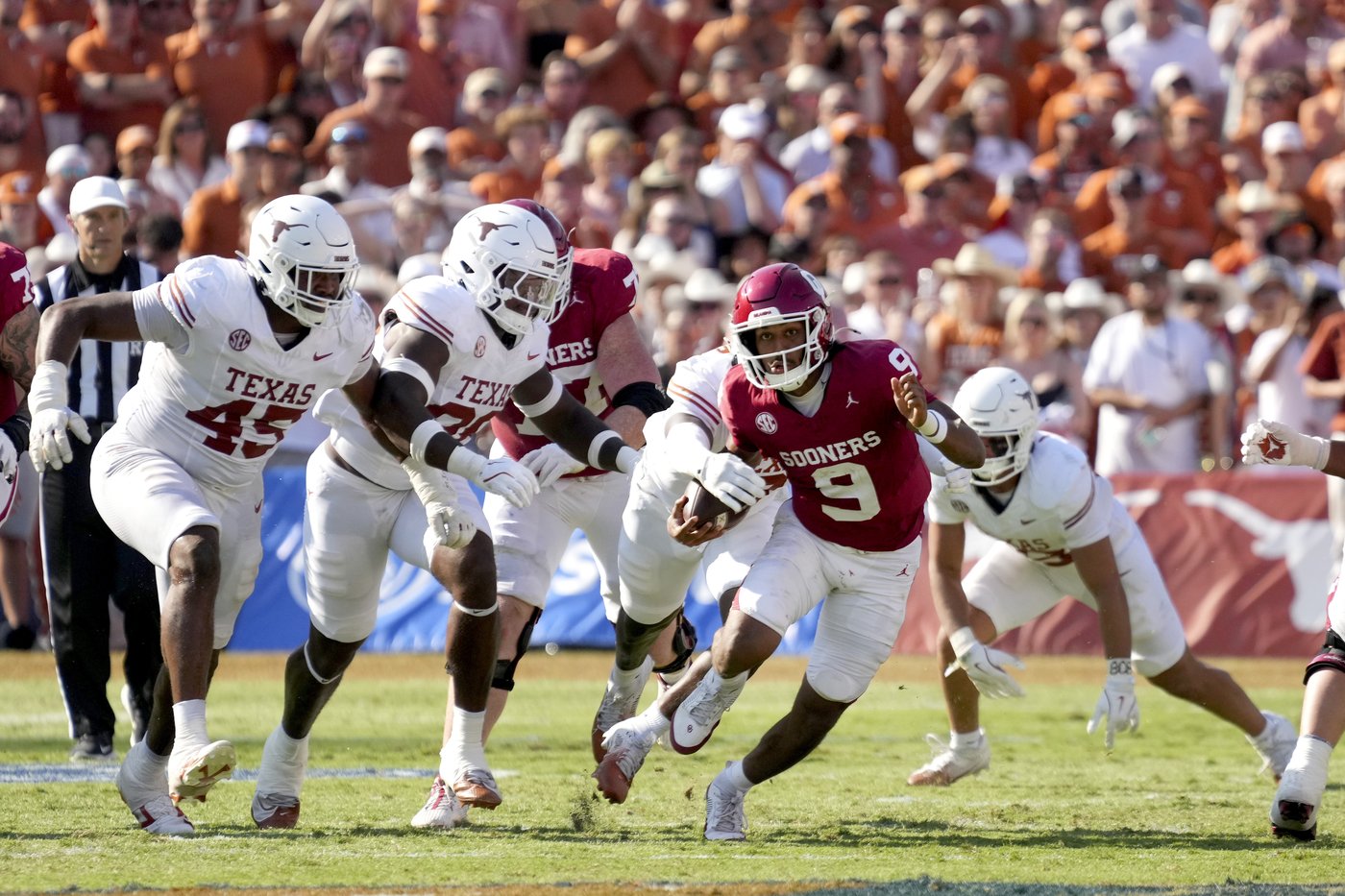 No. 1 Texas' dominant defense will be tested by No. 5 Georgia and senior QB Carson Beck | iNFOnews.ca No. 1 Texas' dominant defense will be tested by No. 5 Georgia and senior QB Carson Beck | iNFOnews.ca