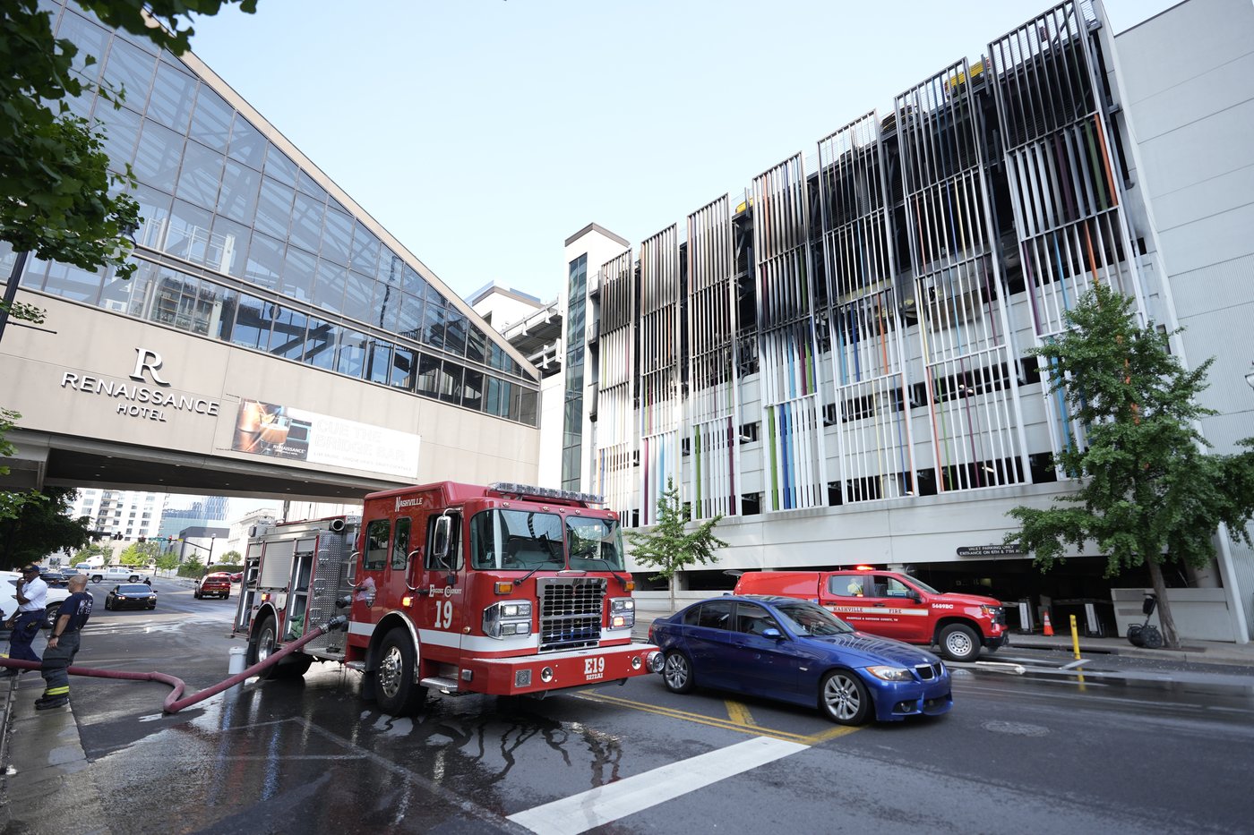Parking garage blaze in downtown Nashville prompts evacuations. No injuries reported | iNFOnews.ca Parking garage blaze in downtown Nashville prompts evacuations. No injuries reported | iNFOnews.ca