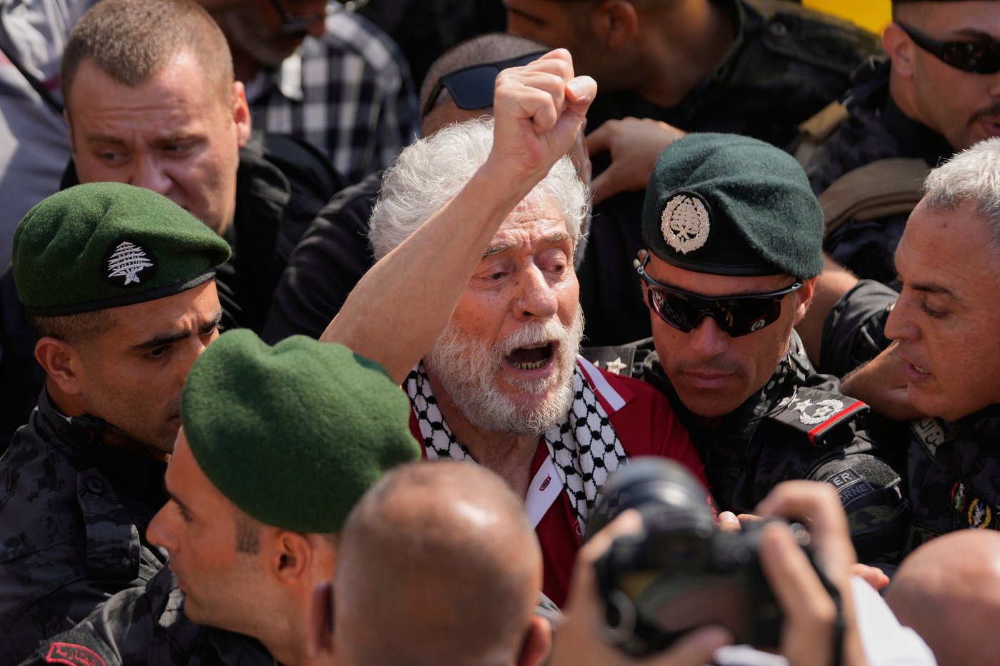A Lebanese pro-Palestinian militant returns home after 40 years in a French prison | iNFOnews.ca