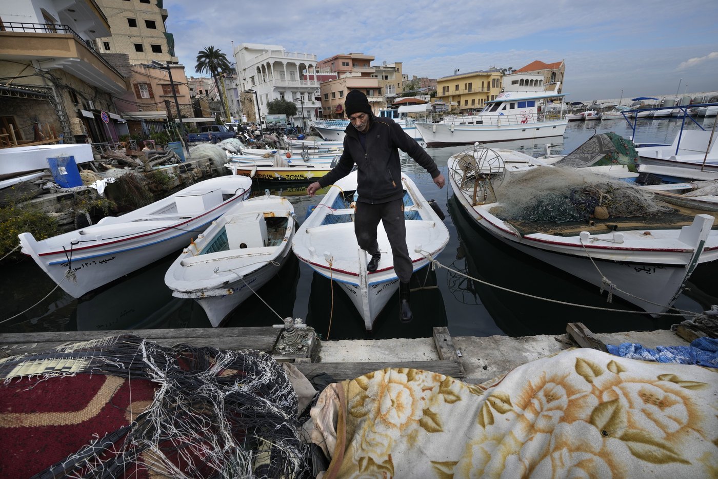 Fishers at a Lebanese port hope ceasefire with Israel means normal life is returning | iNFOnews.ca