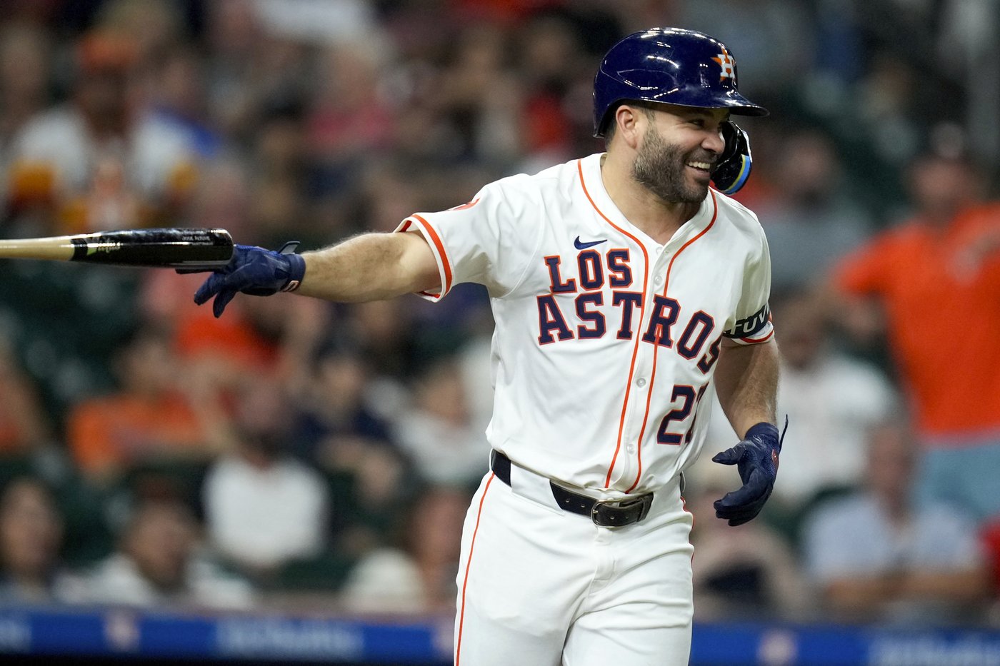 Alvarez and Tucker power Astros to 10-4 win over Angels | iNFOnews.ca Alvarez and Tucker power Astros to 10-4 win over Angels | iNFOnews.ca