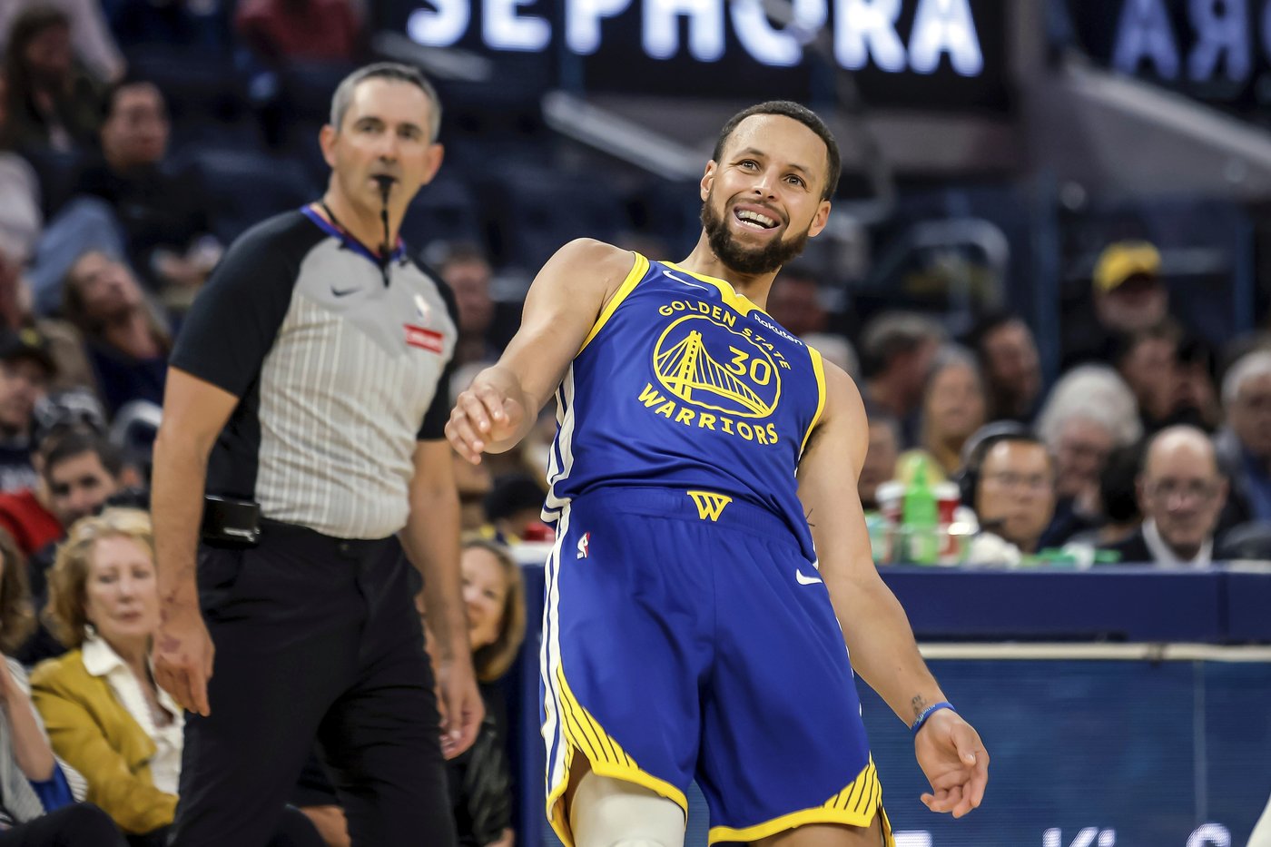 Warriors' Stephen Curry misses 2nd straight game due to illness | iNFOnews.ca Warriors' Stephen Curry misses 2nd straight game due to illness | iNFOnews.ca