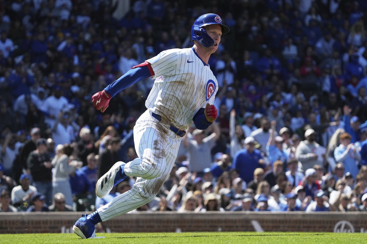 Pete Crow-Armstrong powers Cubs to 6-2 win over White Sox for 3-game sweep at Wrigley | iNFOnews.ca Pete Crow-Armstrong powers Cubs to 6-2 win over White Sox for 3-game sweep at Wrigley | iNFOnews.ca