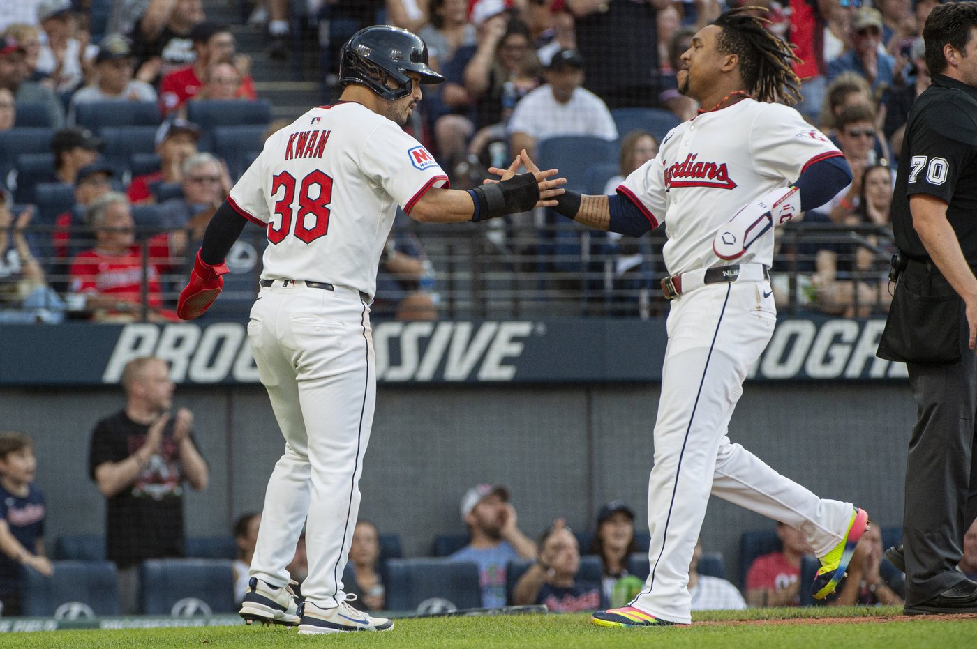 Kwan's go-ahead single in 8th sends surging Guardians to 3-2 win over Orioles | iNFOnews.ca