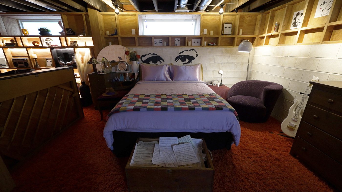 Prince fans can party overnight like it's 1999 with Airbnb rental of 'Purple Rain' house | iNFOnews.ca
