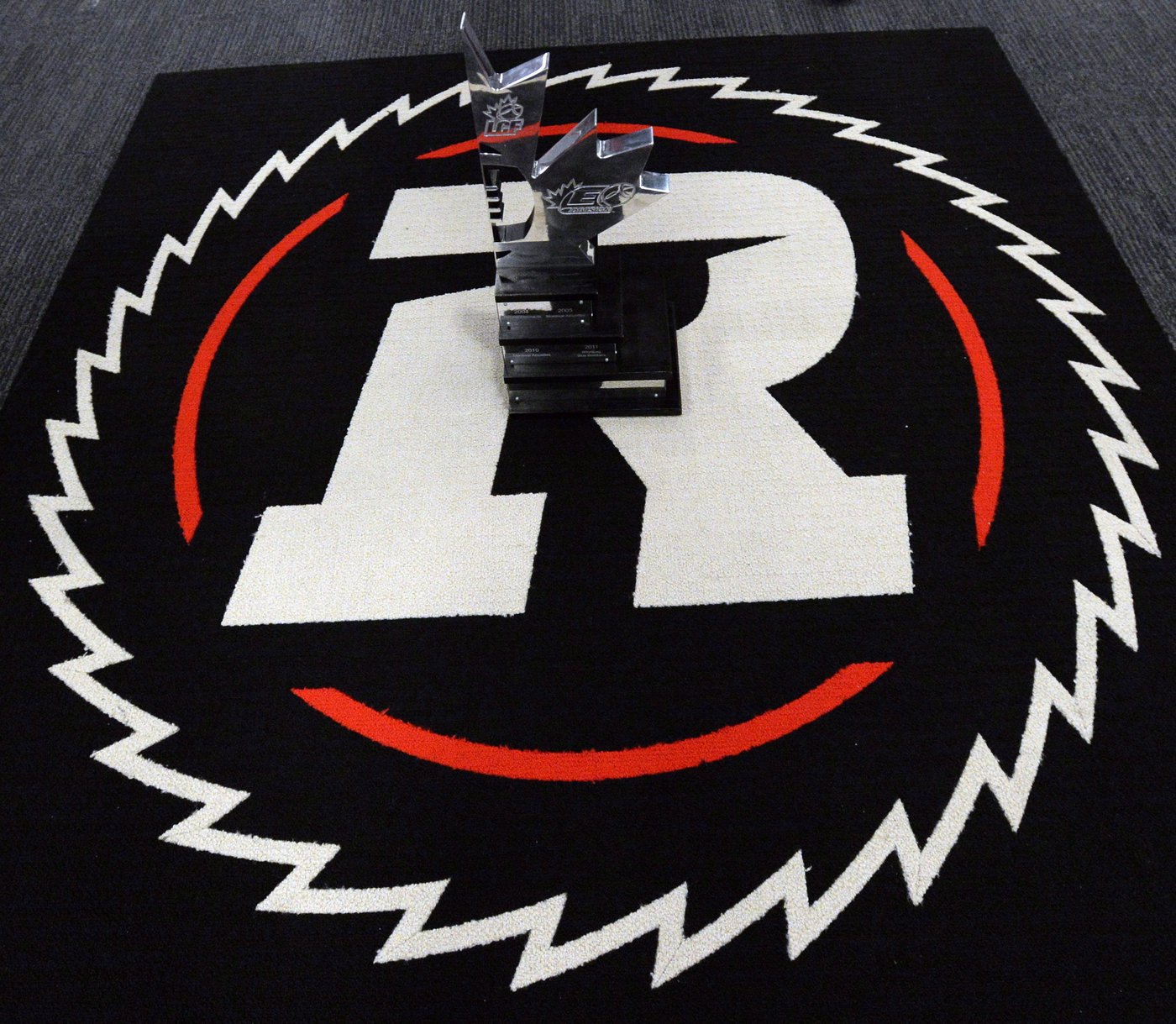 Ottawa Redblacks hire Fields as their defensive co-ordinator and secondary coach | iNFOnews.ca Ottawa Redblacks hire Fields as their defensive co-ordinator and secondary coach | iNFOnews.ca