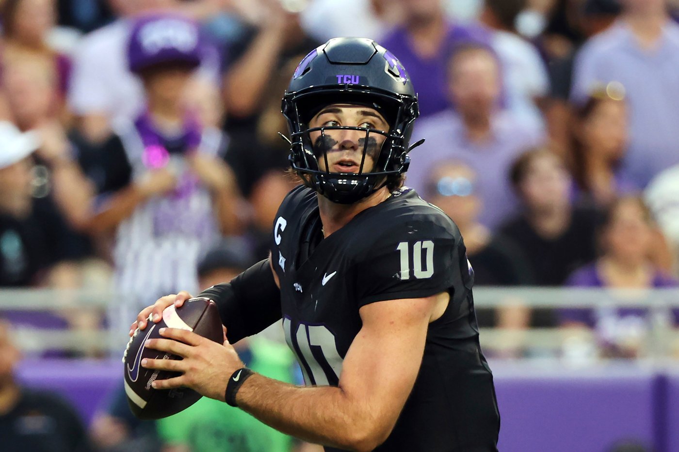 Big 12 opens with five P4 opponents; TCU visits for Belichick's debut and Baylor hosts Auburn | iNFOnews.ca