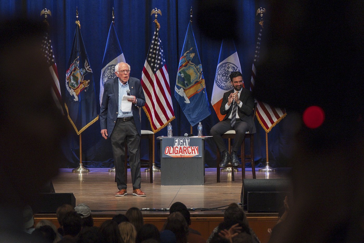 Sanders and Mamdani energize supporters at town hall as NYC mayor's race enters final stretch | iNFOnews.ca