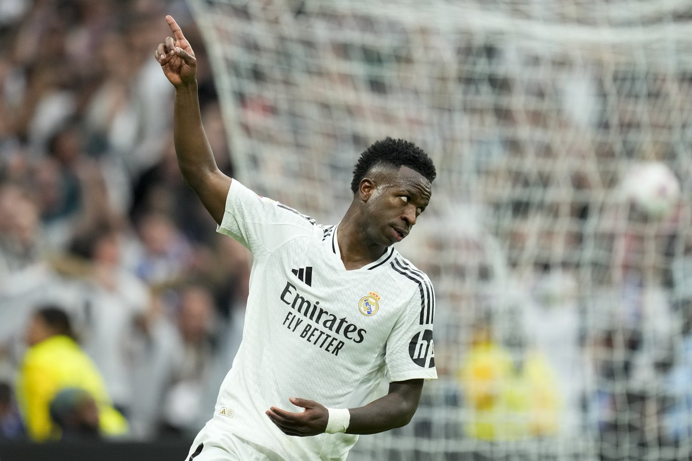 Vinícius nets hat trick in win as three Real Madrid players go down injured; Militão tears ACL | iNFOnews.ca Vinícius nets hat trick in win as three Real Madrid players go down injured; Militão tears ACL | iNFOnews.ca